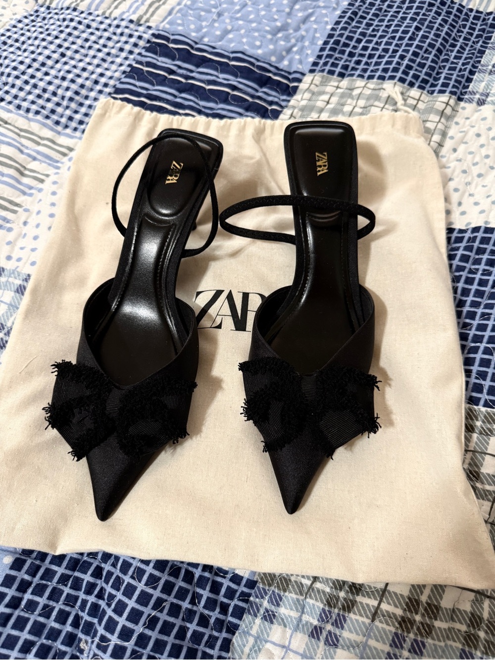 ZARA Black Pointed Bow Slingback Heels with Frayed Detail - Picture 4 of 4